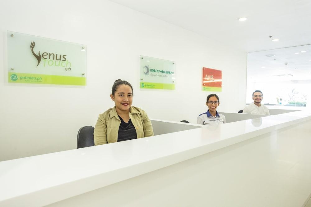 Go Hotels Timog Cidade Quezon Exterior foto