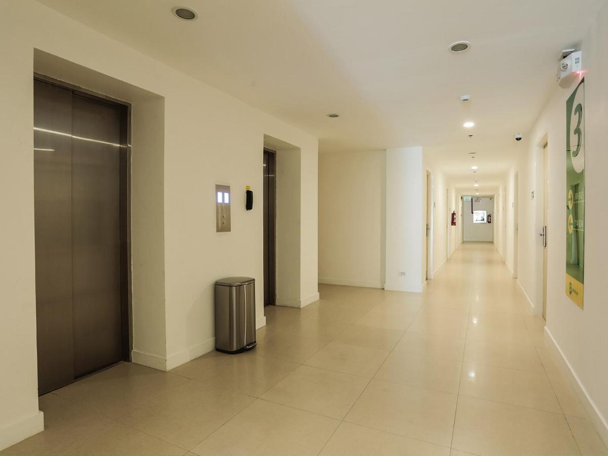 Go Hotels Timog Cidade Quezon Exterior foto