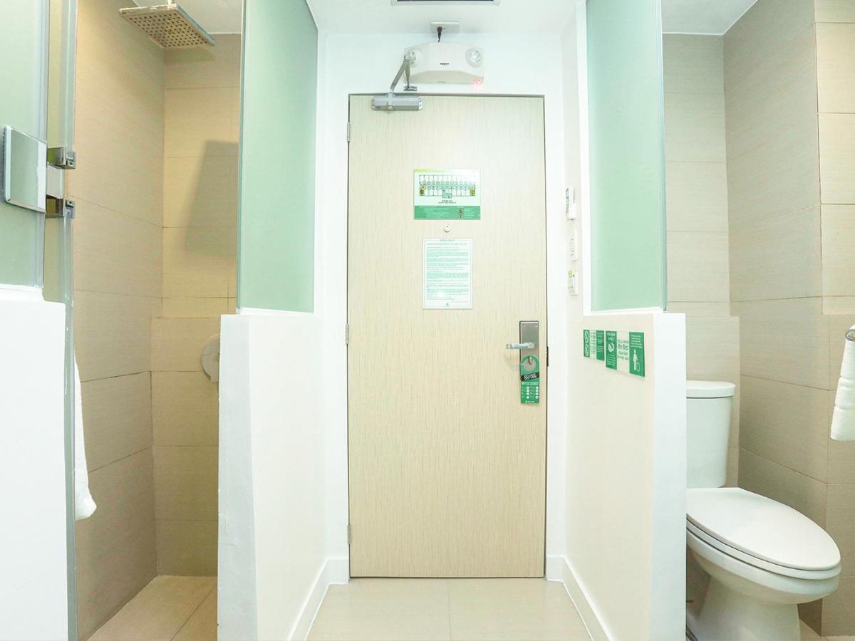 Go Hotels Timog Cidade Quezon Exterior foto