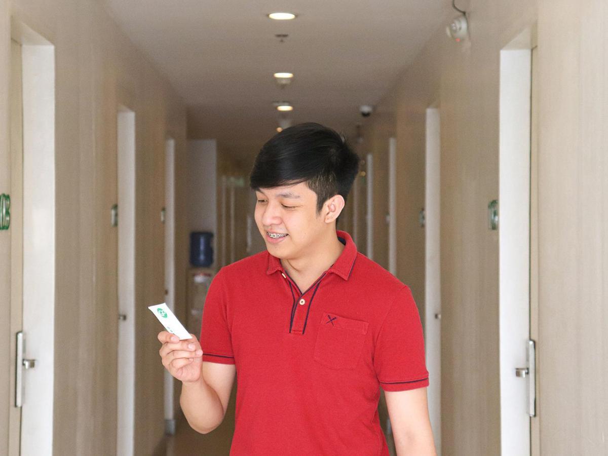 Go Hotels Timog Cidade Quezon Exterior foto