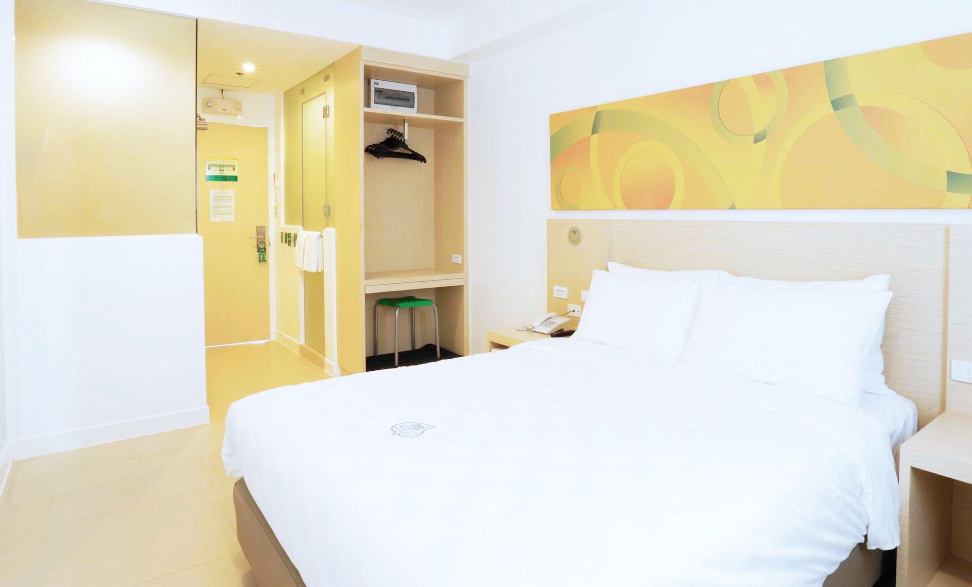 Go Hotels Timog Cidade Quezon Exterior foto
