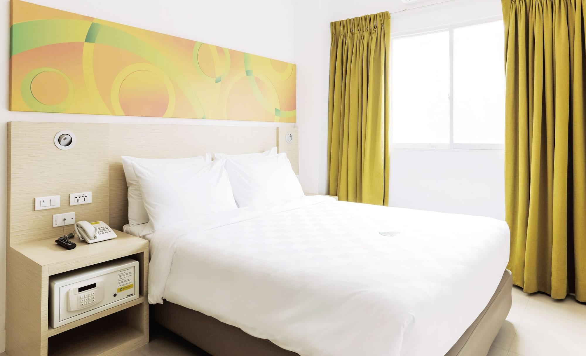 Go Hotels Timog Cidade Quezon Exterior foto