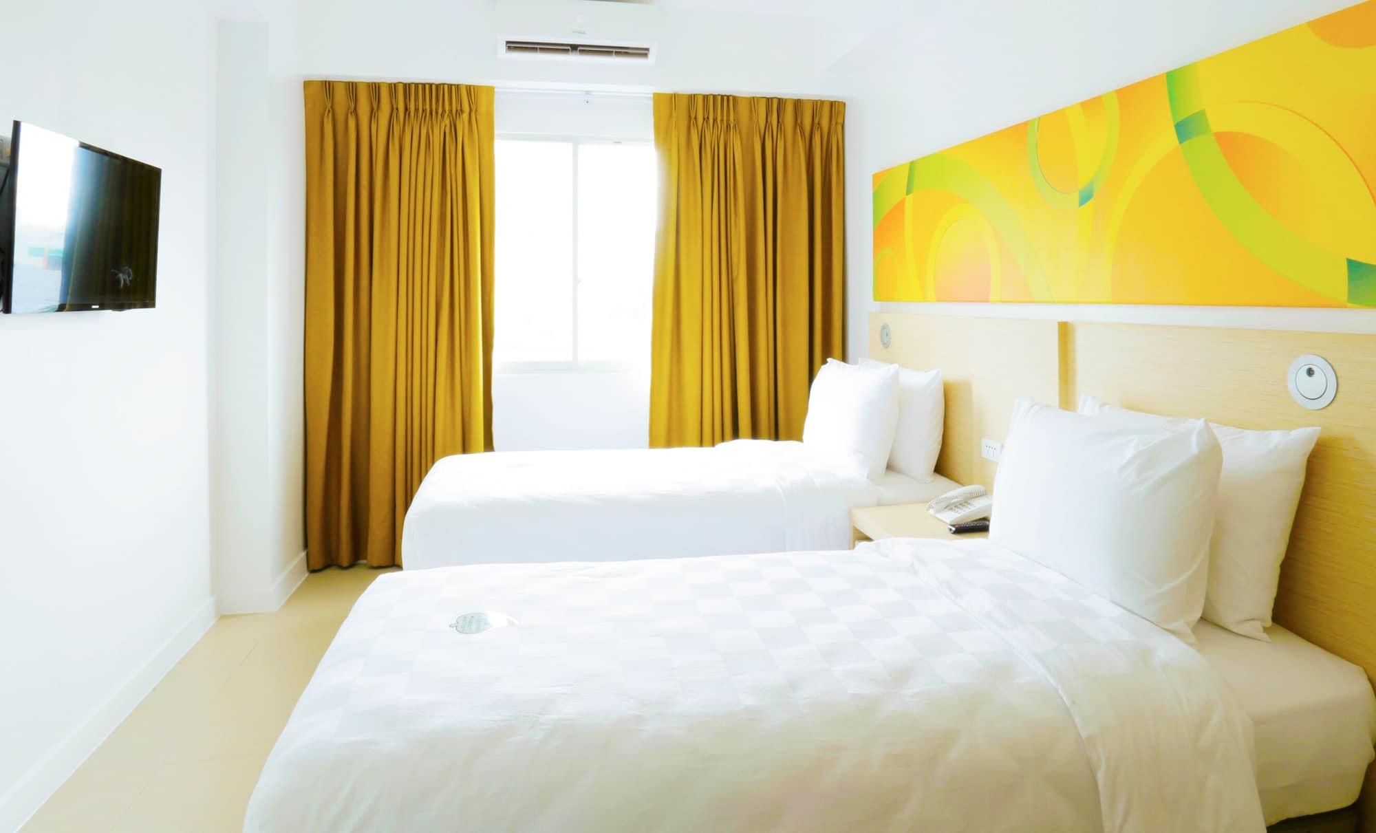 Go Hotels Timog Cidade Quezon Exterior foto